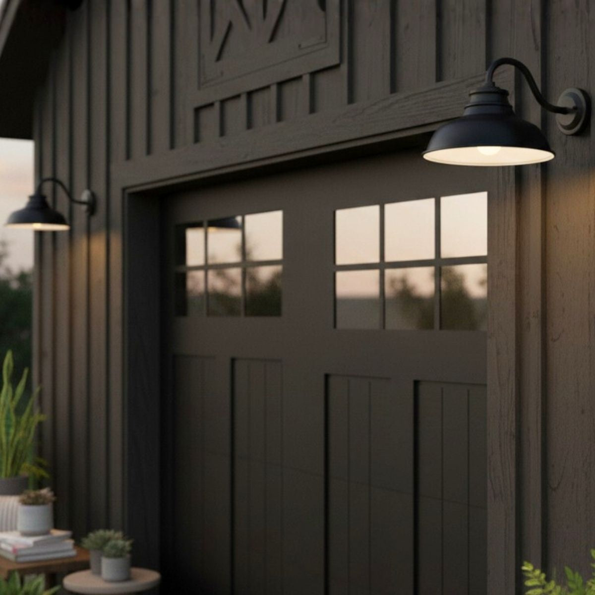 Wallace 1L outdoor barn lantern - 23080DZ *